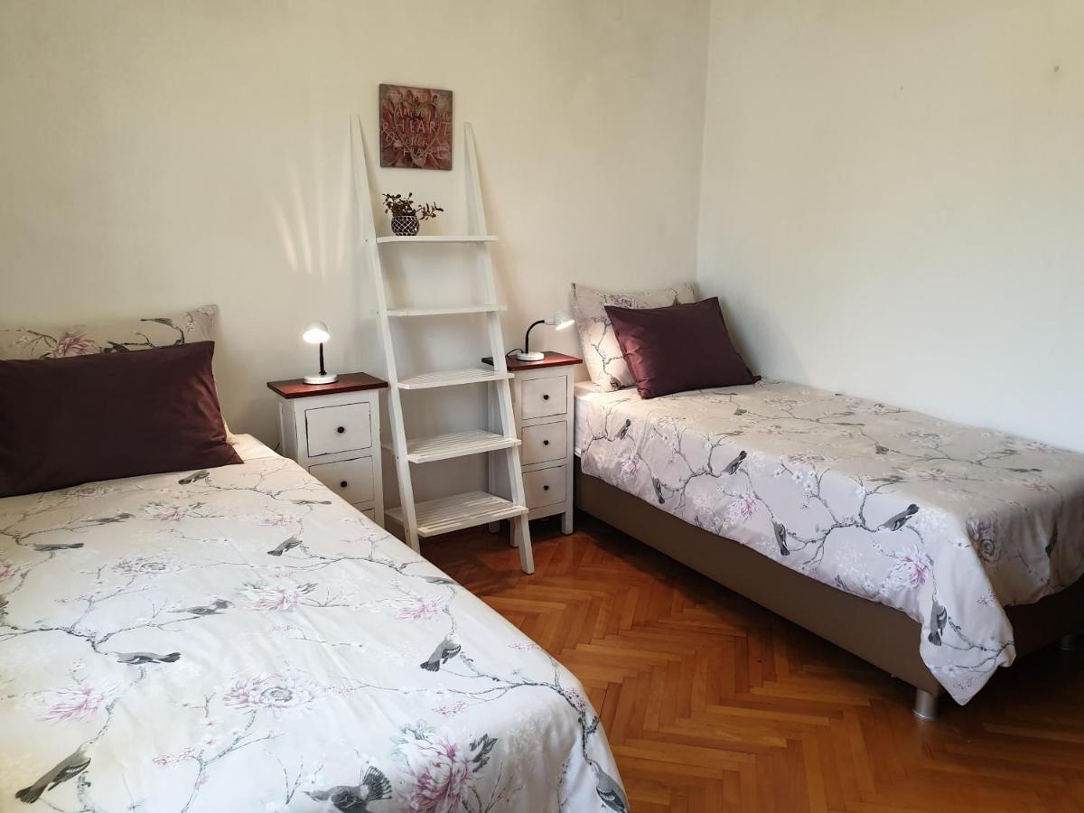 Privileggio Residence Ровинь Экстерьер фото