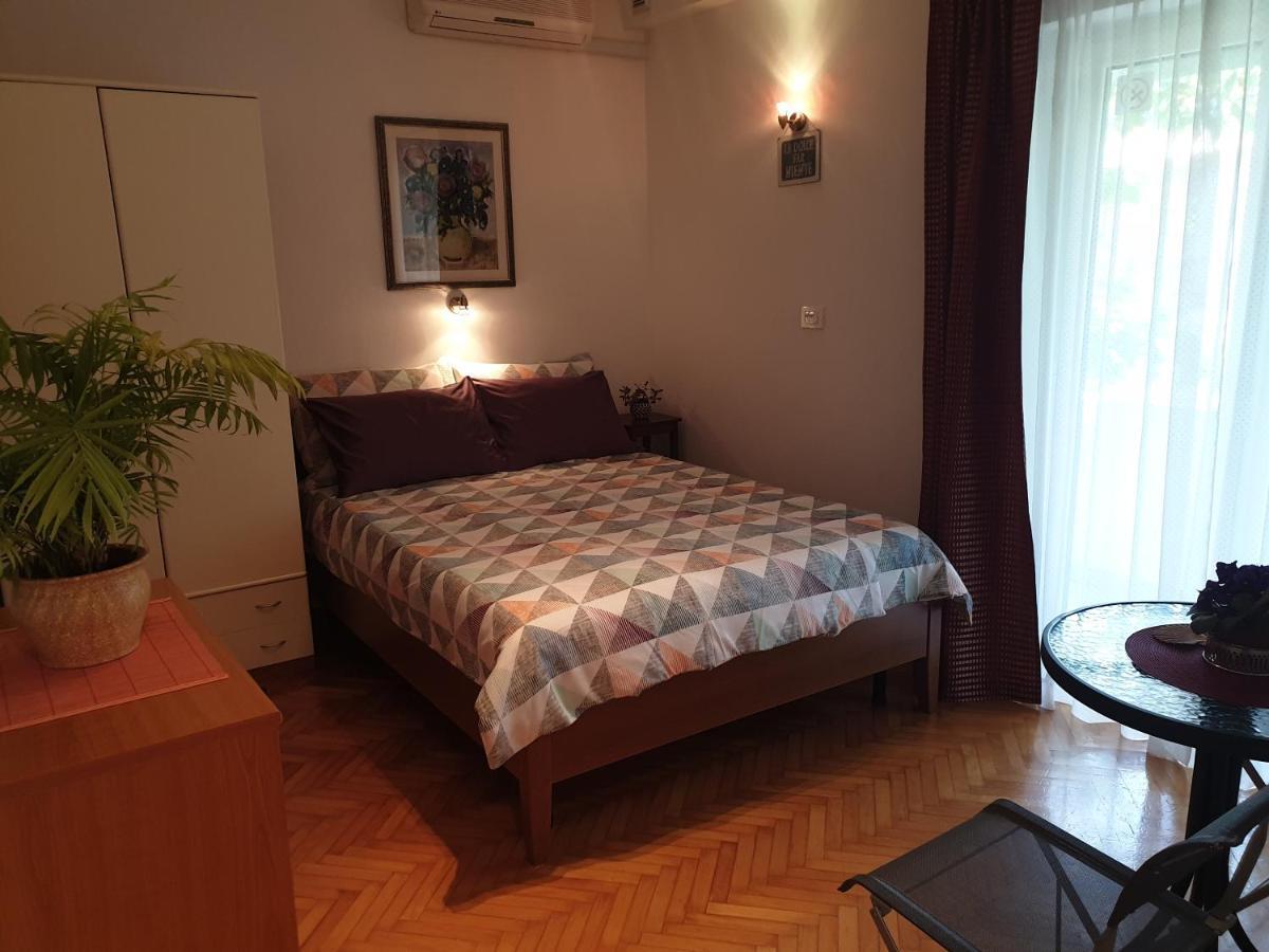 Privileggio Residence Ровинь Экстерьер фото